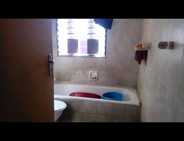 3 BEDROOM APARTMENT FOR SALE IN SUNNYSIDE
